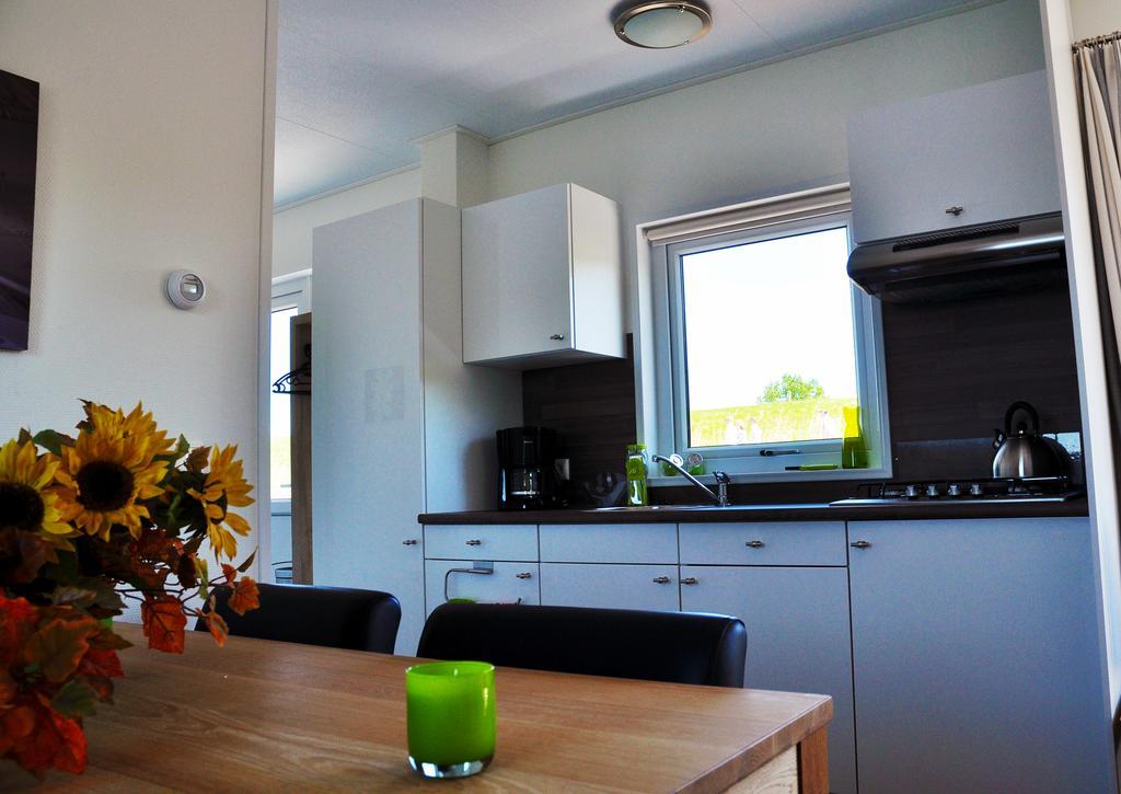 BestMarine Waterchalets Flevo Marina Lelystad Zimmer foto