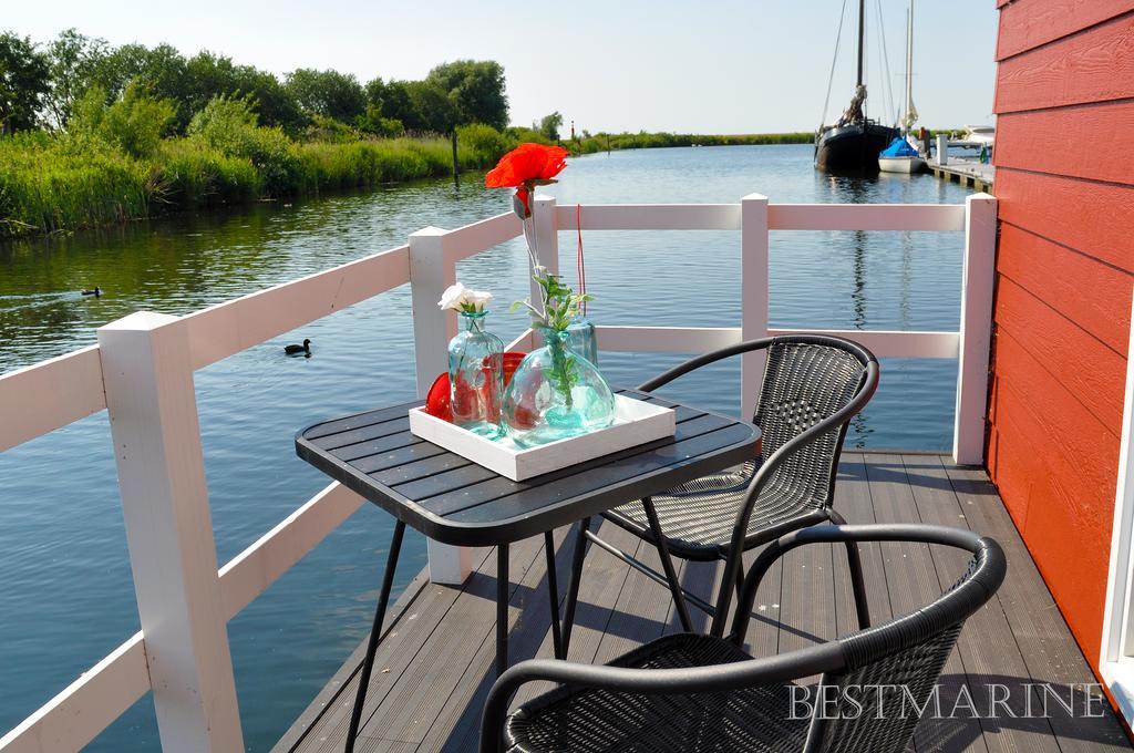 BestMarine Waterchalets Flevo Marina Lelystad Zimmer foto