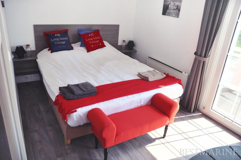 BestMarine Waterchalets Flevo Marina Lelystad Zimmer foto