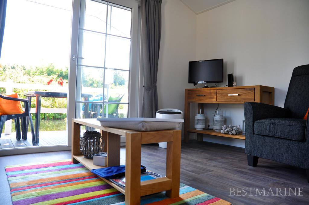 BestMarine Waterchalets Flevo Marina Lelystad Zimmer foto