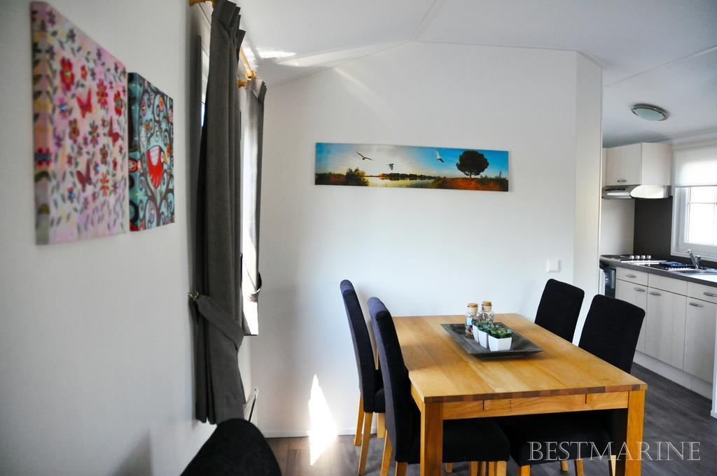 BestMarine Waterchalets Flevo Marina Lelystad Zimmer foto