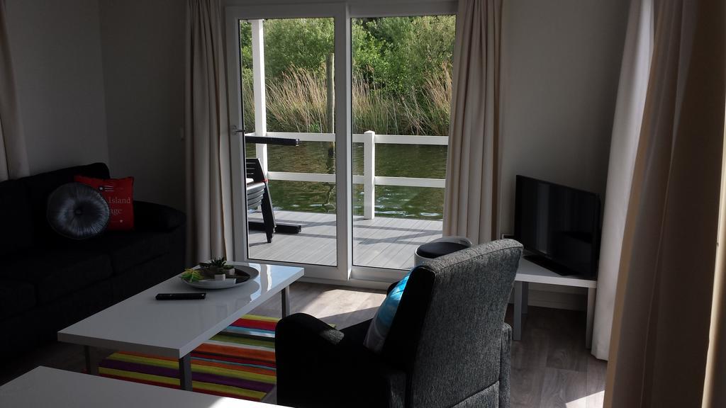 BestMarine Waterchalets Flevo Marina Lelystad Exterior foto